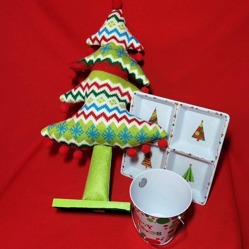 Christmas Knit Tree Tin Pail Divided Tray Set of 3
